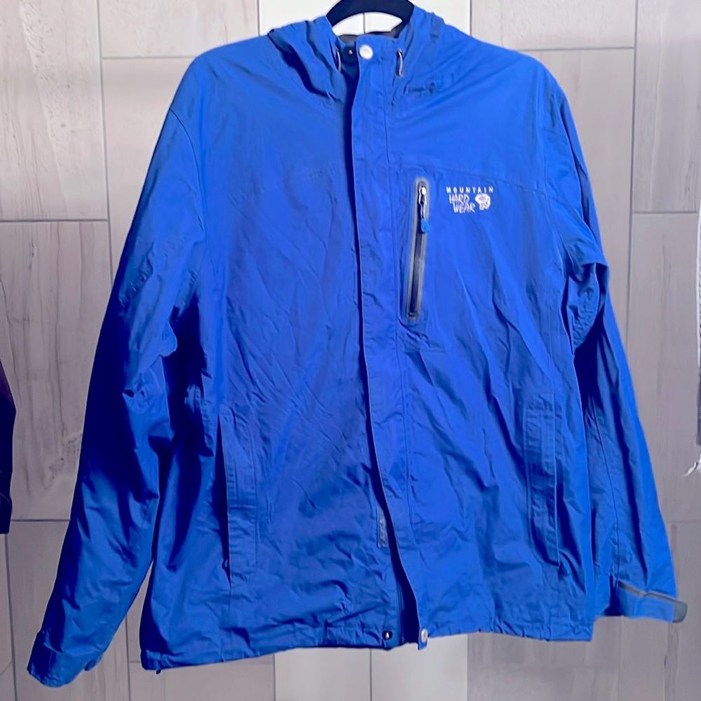 Mountain Hardwear rain jacket. Men’s large.